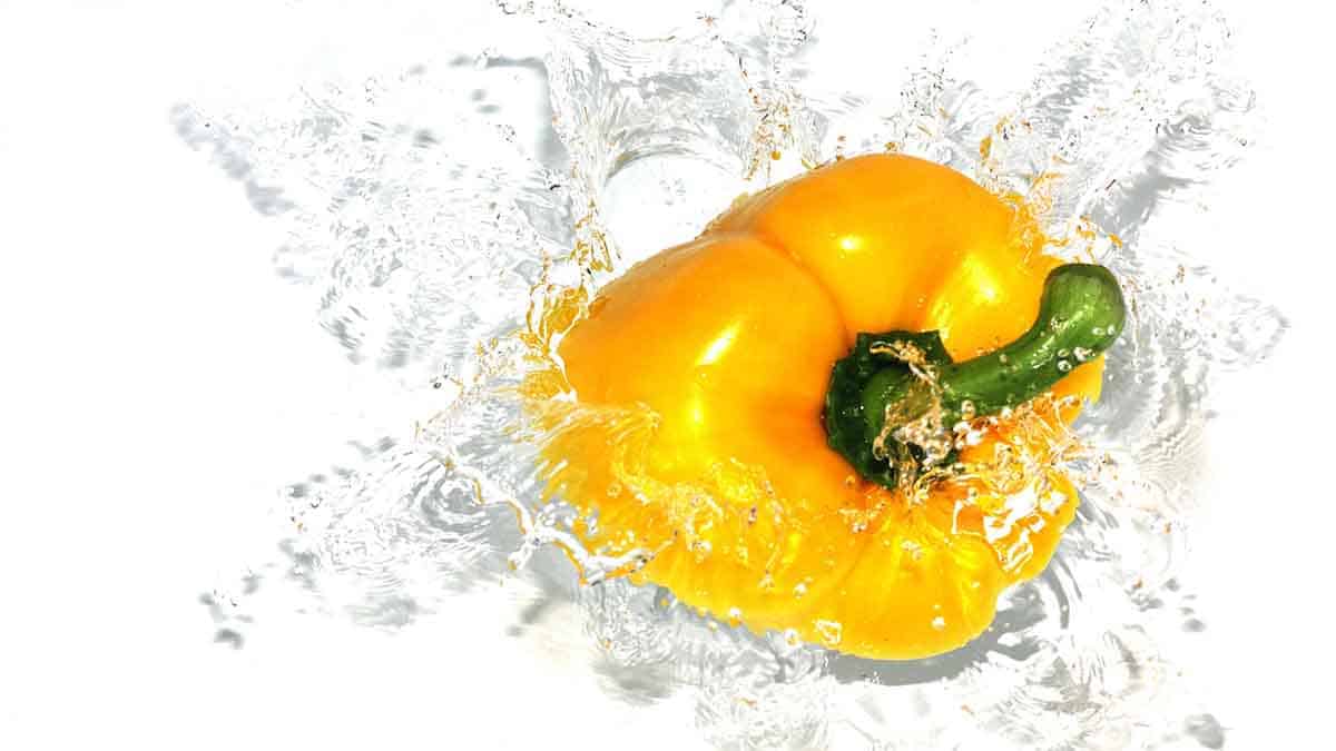 Are banana peppers good for you? Health benefits of organic vegetables. Pickled, canned or fresh? Nutrition value.