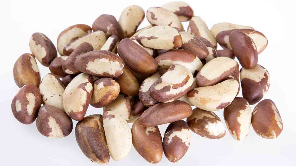 Brazil nuts are good for hair growth.