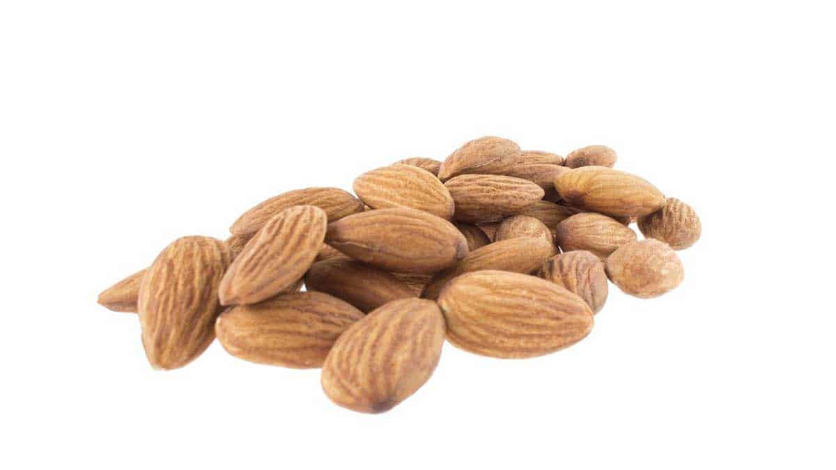 The best time to eat almonds for weight loss!