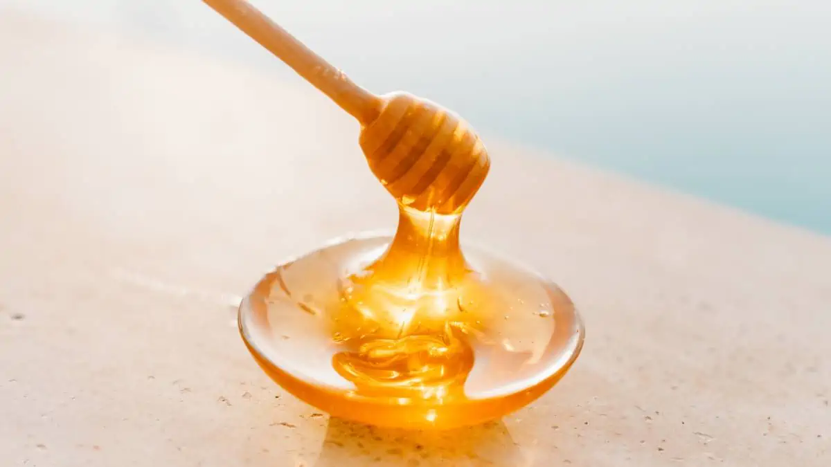 What's the vitamin C content of honey?