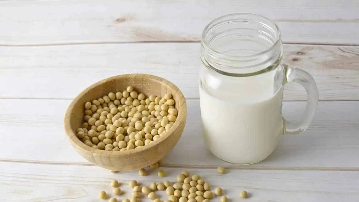 soybeans & soy milk are rich in calcium.