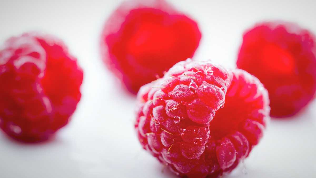 raspberries are rich in vitamin C