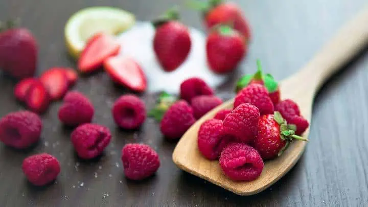 benefits of eating a cup of raspberries after exercise